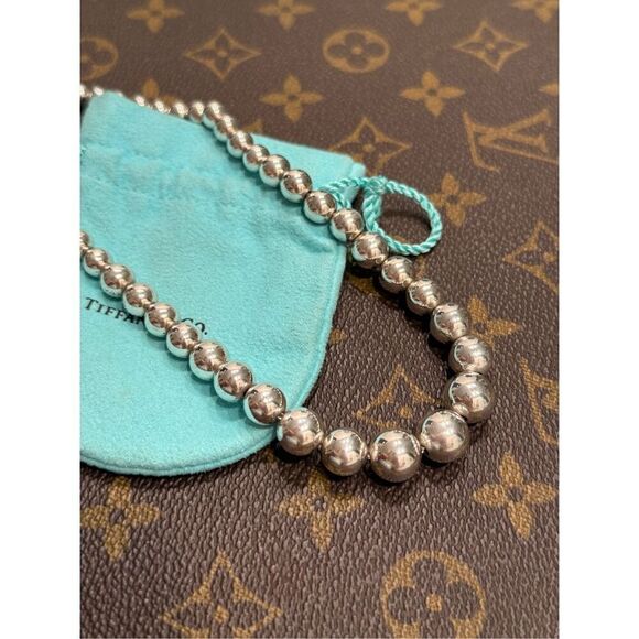 TIFFANY & CO. STERLING SILVER 925 GRADUATED BEAD BALL NECKLACE 16" - Picture 6 of 9